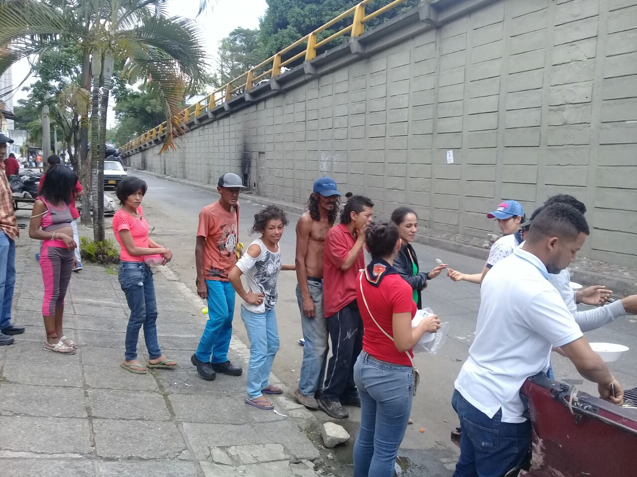 Más actos de solidaridad